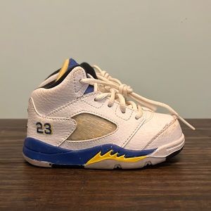 Nike Air Jordan Laney 5 Retro ￼V (440890 189) Toddler size 5C White Blue Leather
